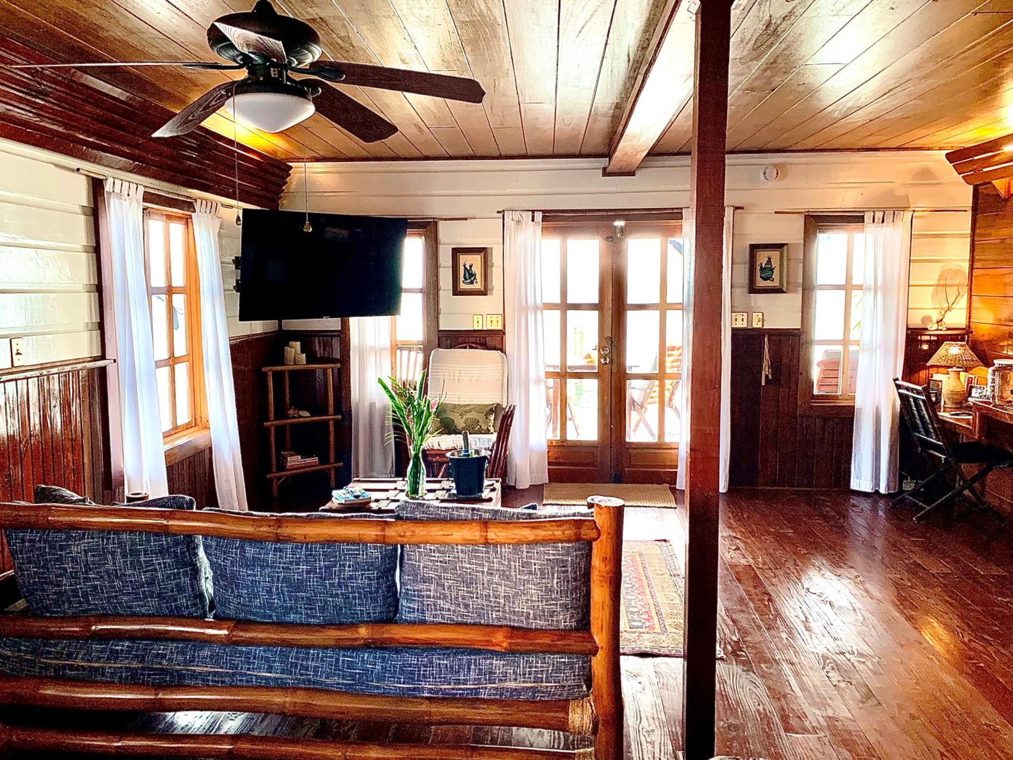 Casa Acuario Boutique Hotel Bocas Town Ngoại thất bức ảnh